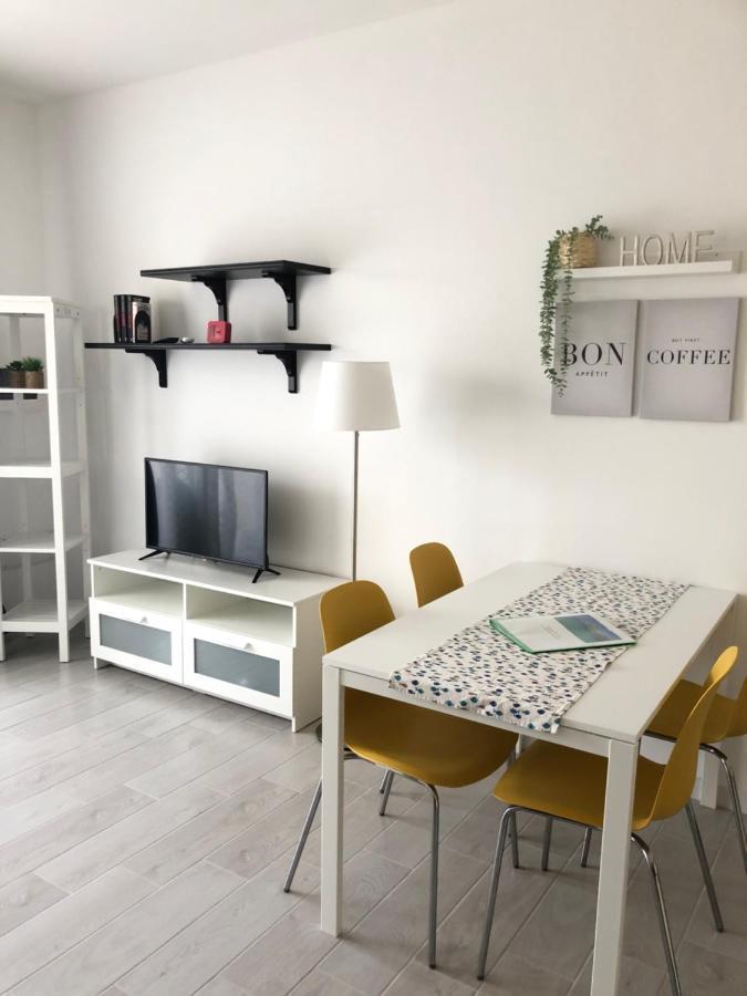 Casa Lalla 카스텔사르도 외부 사진